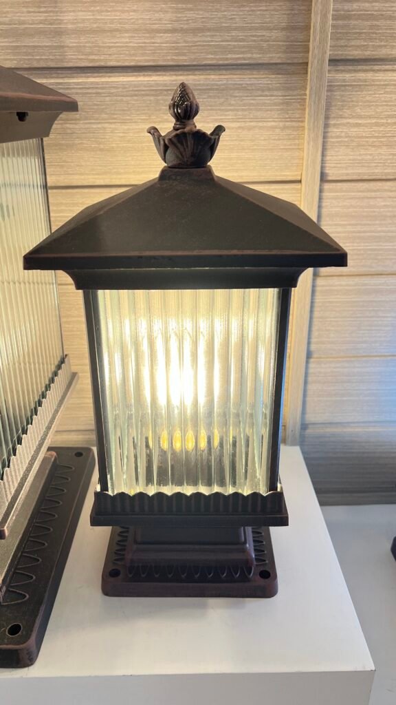 Classic Outdoor Gate Light